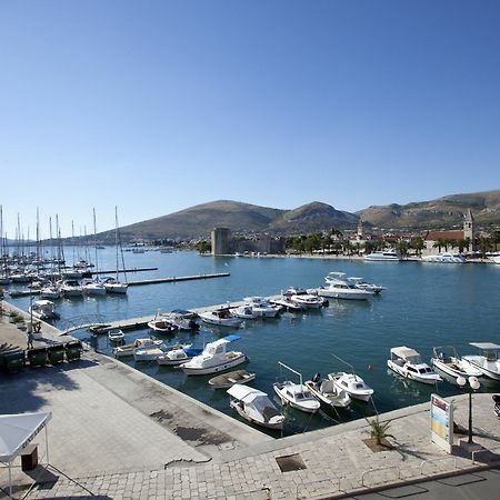 Apartments Riva Τρογκίρ Εξωτερικό φωτογραφία