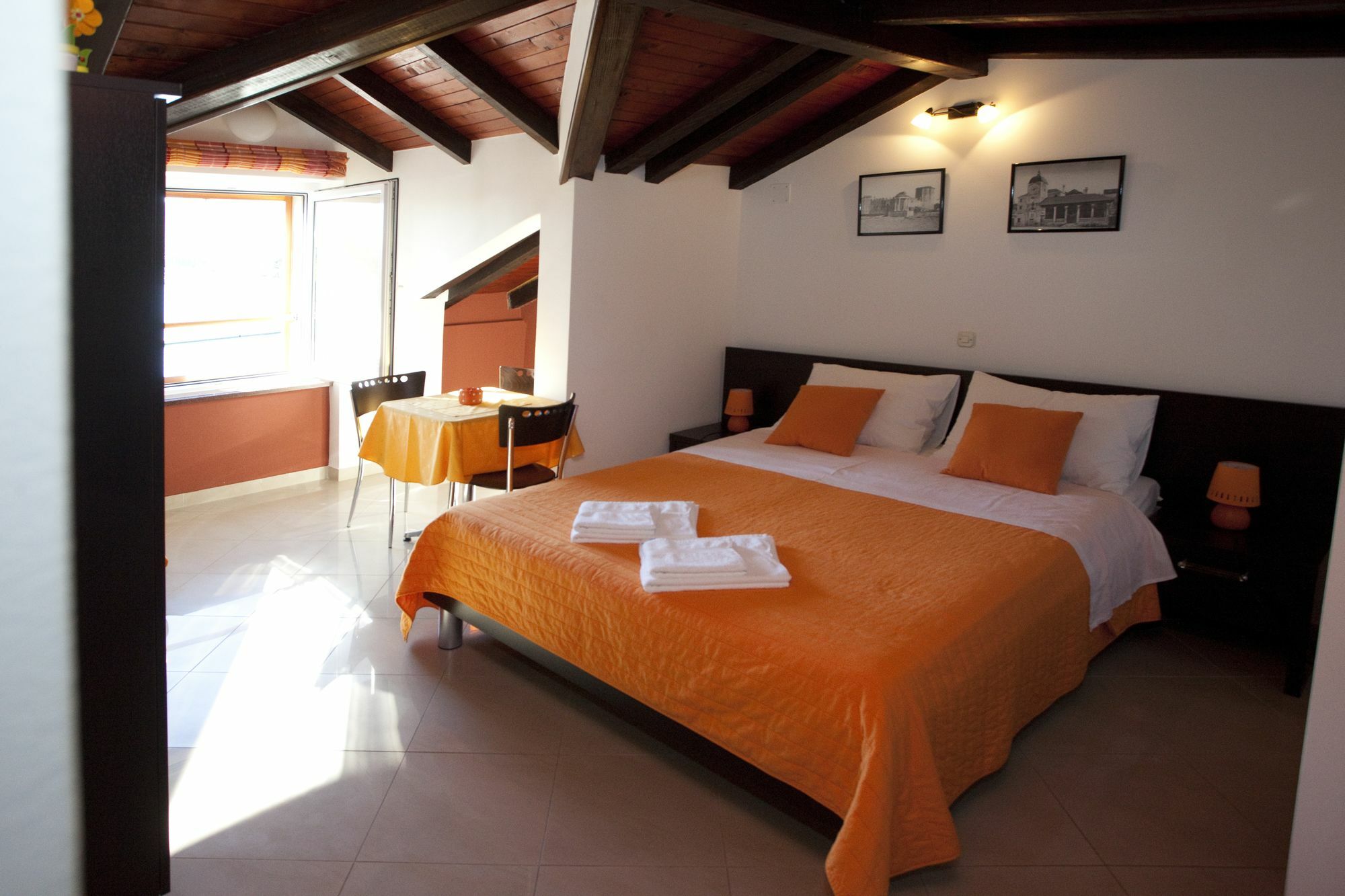 Apartments Riva Τρογκίρ Εξωτερικό φωτογραφία